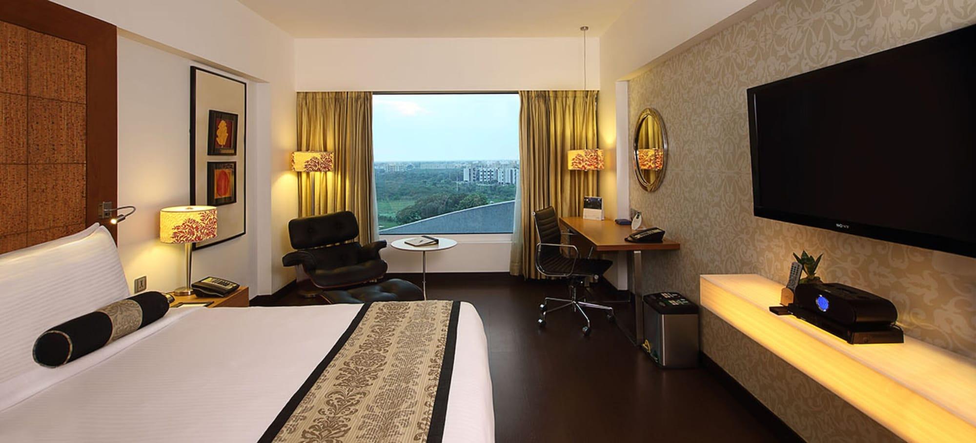 Fortune Select Sg Highway, Ahmedabad - Member Itc Hotels' Group Luaran gambar