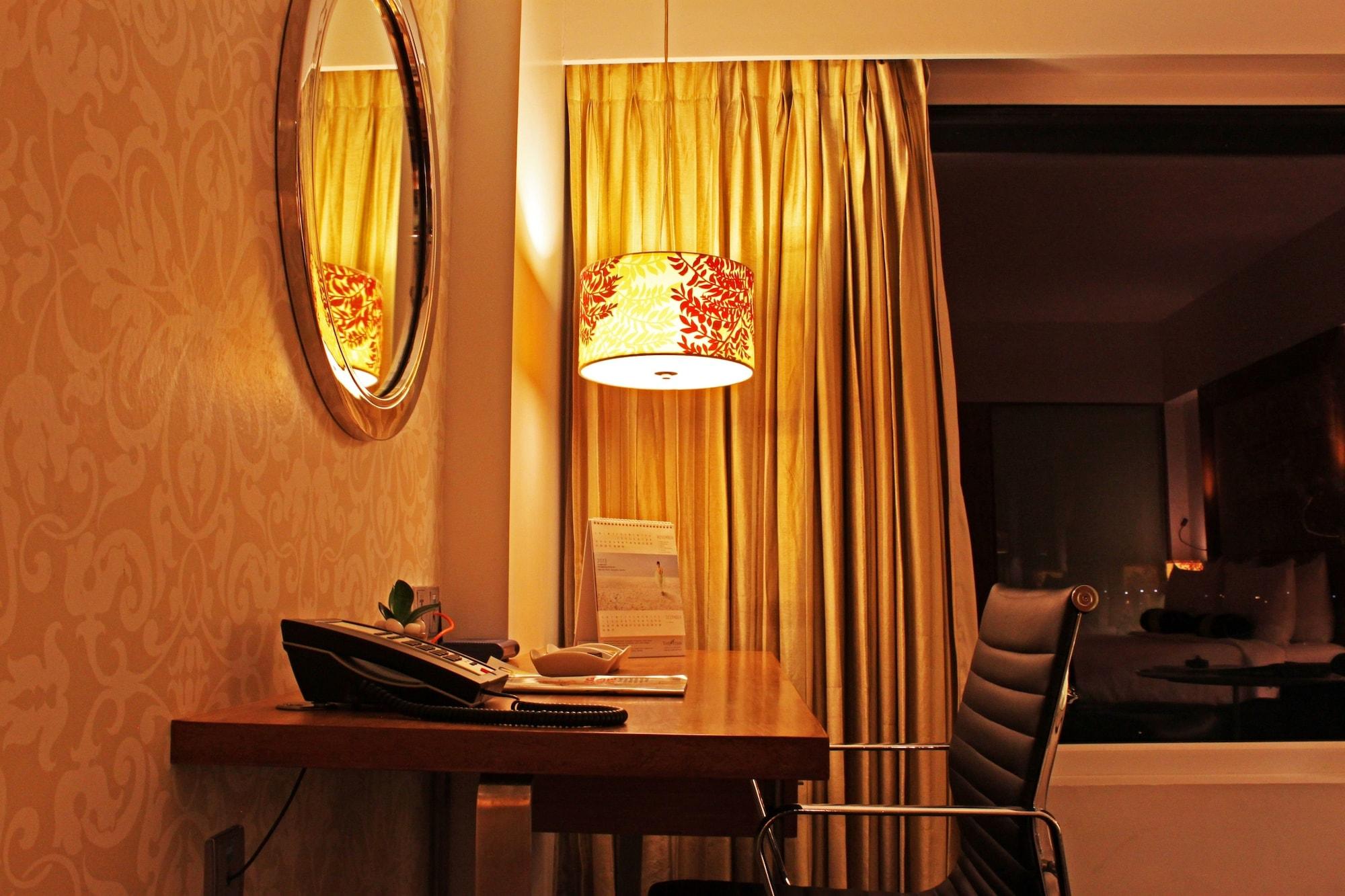 Fortune Select Sg Highway, Ahmedabad - Member Itc Hotels' Group Luaran gambar