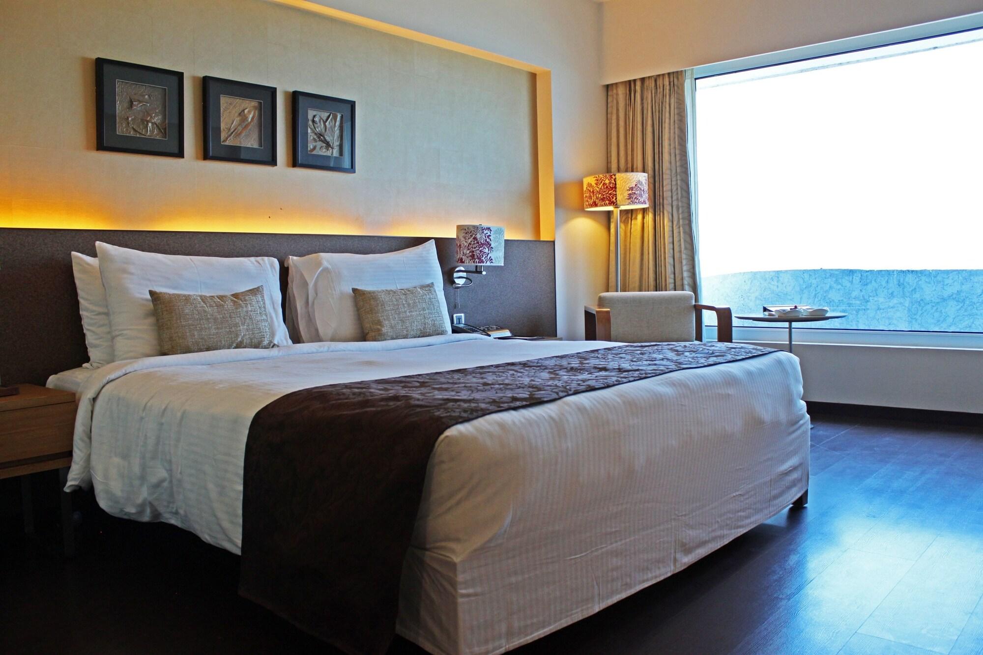 Fortune Select Sg Highway, Ahmedabad - Member Itc Hotels' Group Luaran gambar
