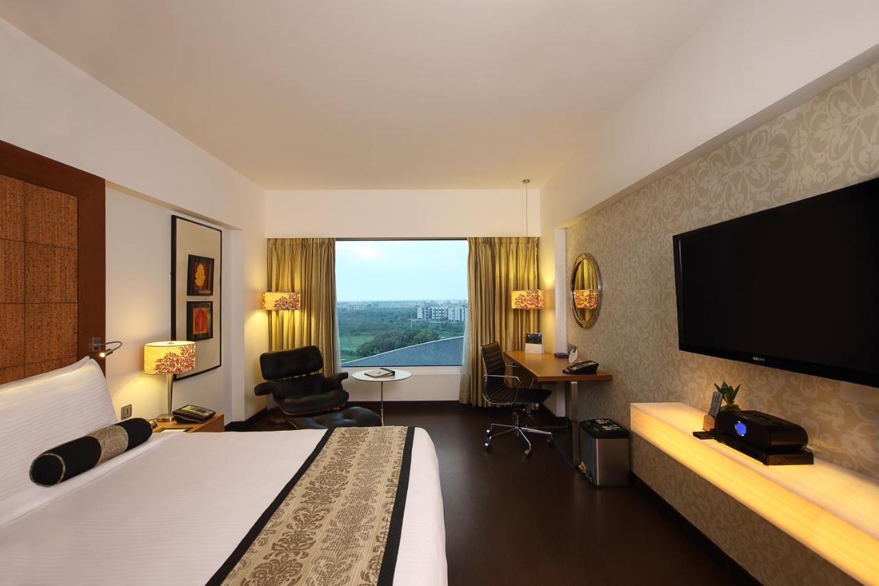 Fortune Select Sg Highway, Ahmedabad - Member Itc Hotels' Group Luaran gambar