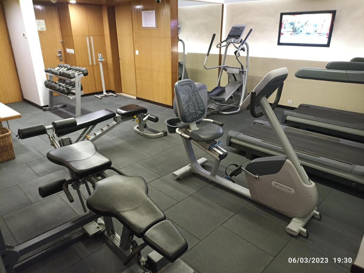 Fortune Select Sg Highway, Ahmedabad - Member Itc Hotels' Group Luaran gambar