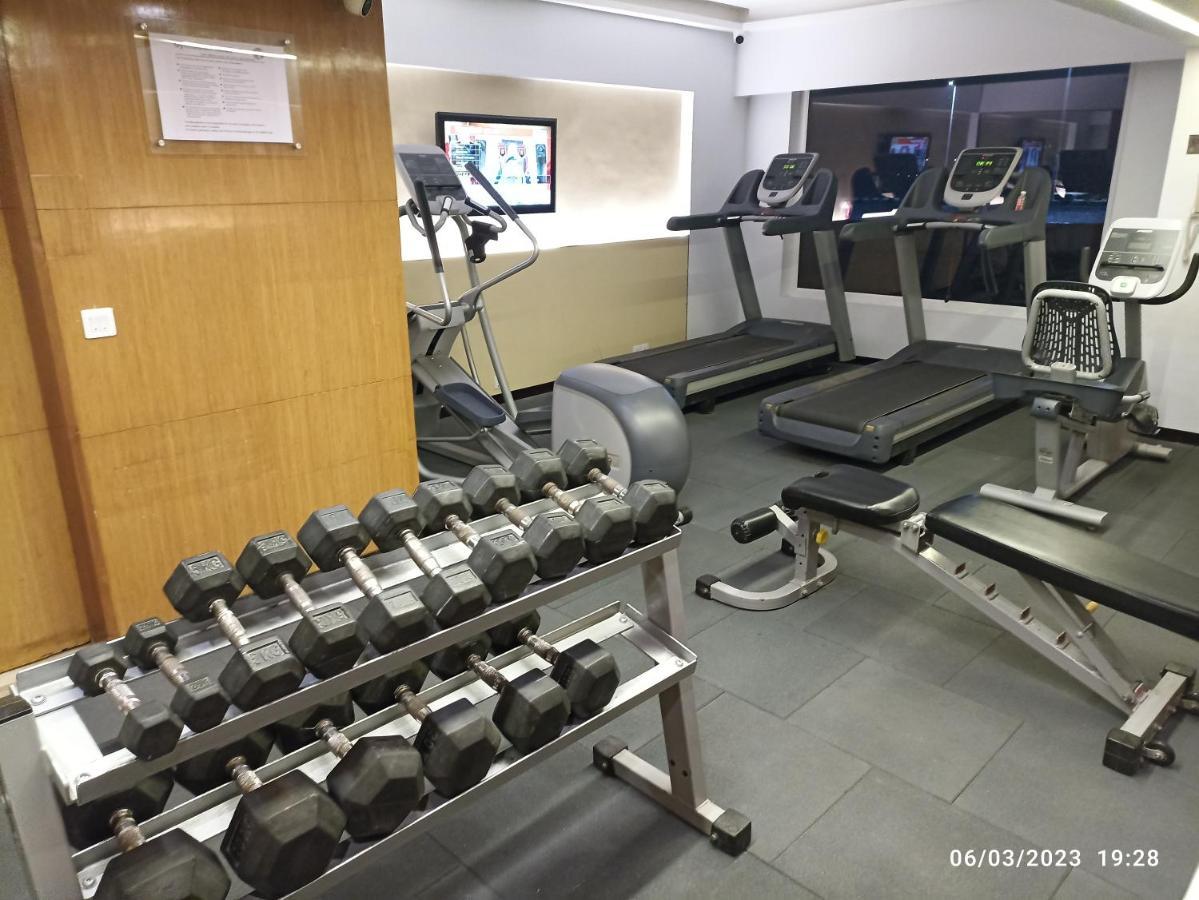 Fortune Select Sg Highway, Ahmedabad - Member Itc Hotels' Group Luaran gambar