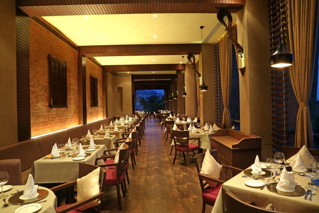 Fortune Select Sg Highway, Ahmedabad - Member Itc Hotels' Group Luaran gambar