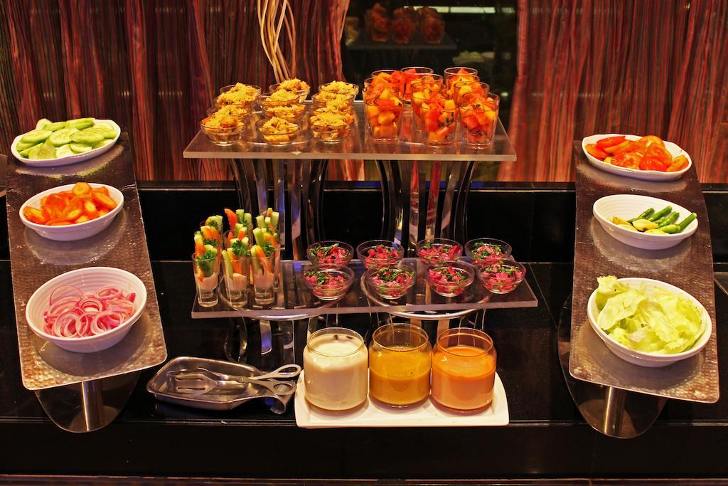 Fortune Select Sg Highway, Ahmedabad - Member Itc Hotels' Group Luaran gambar